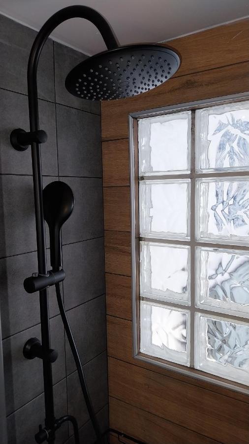 Notos Sea Front Apartment 글로사 외부 사진
